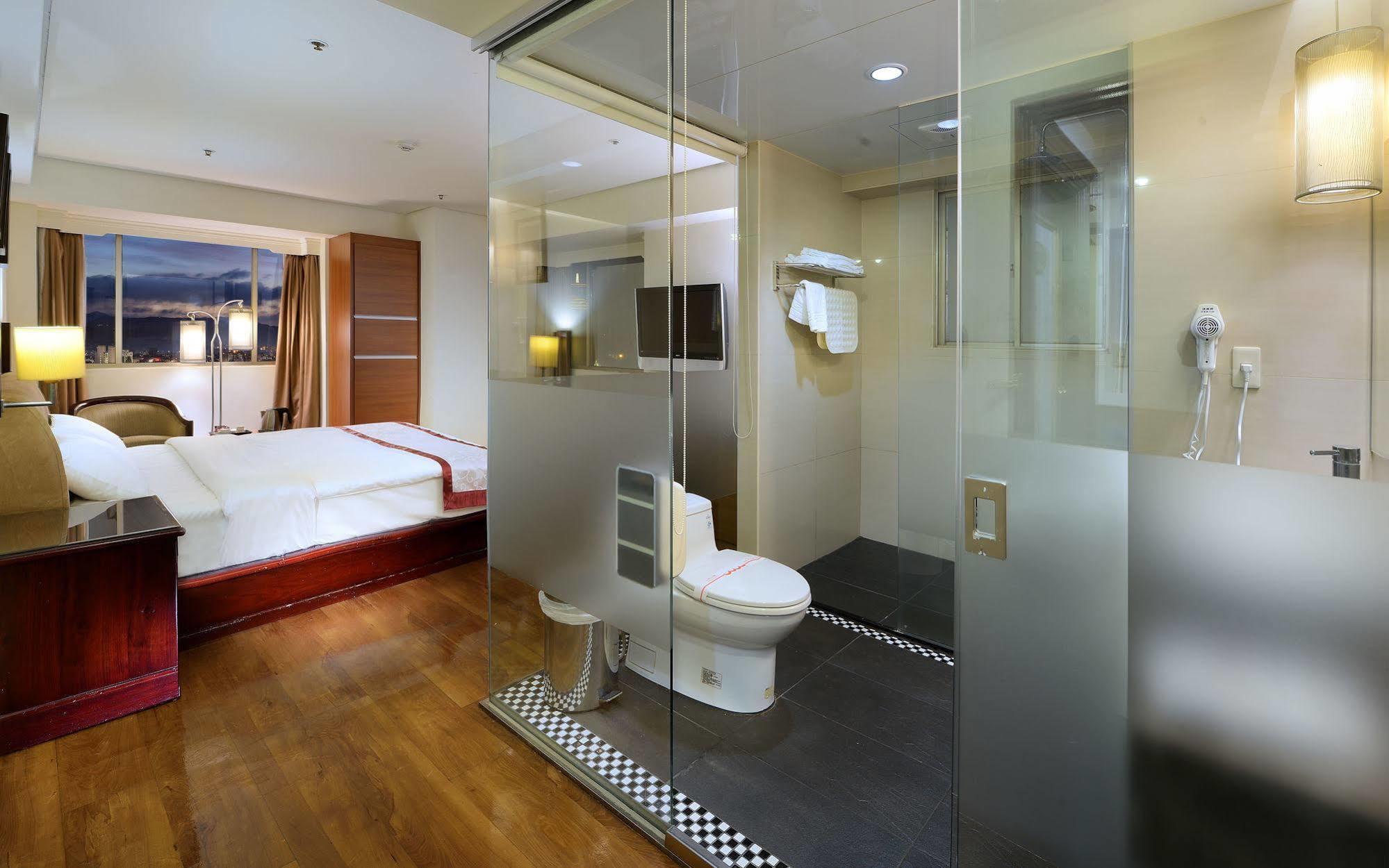 Cheng Pao Hotel Puli Eksteriør bilde